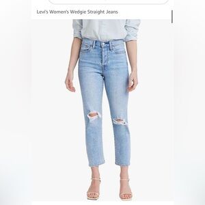Levi Women’s Wedgie Straight Jeans